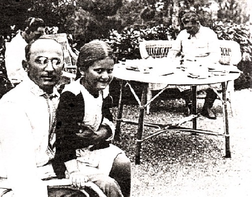 Берия с дочерью Сталина Светланой